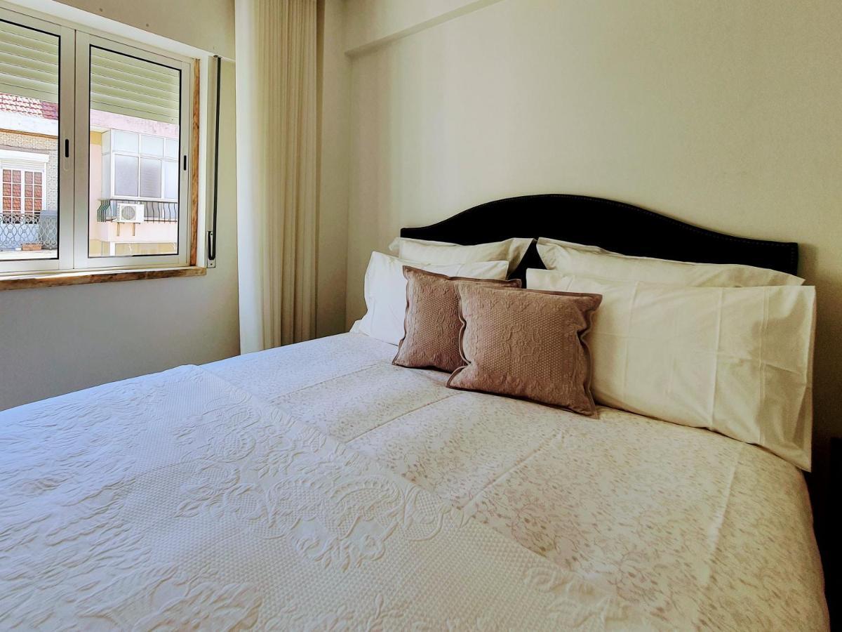 Praca Do Chile Deluxe By Lisbon Village Apartments Екстер'єр фото